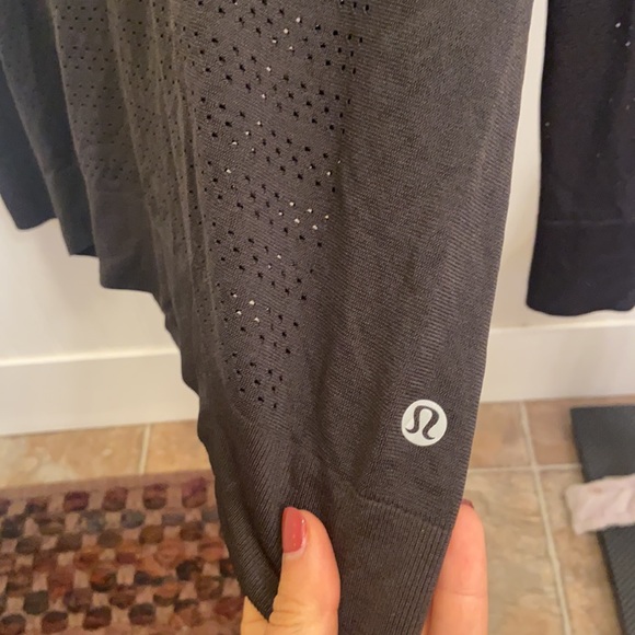 Lululemon Mesh Long-Sleeve - Picture 2 of 3